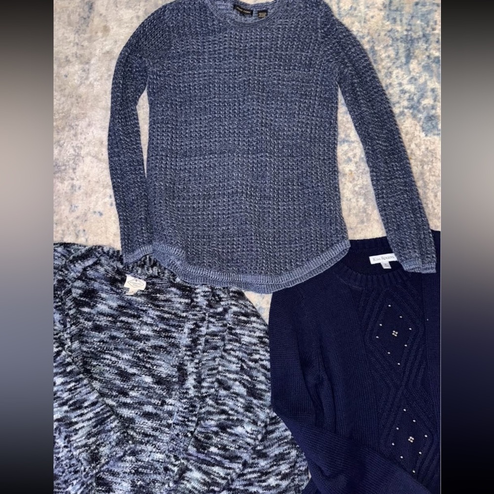 13 Medium Winter Top Bundle - image 6